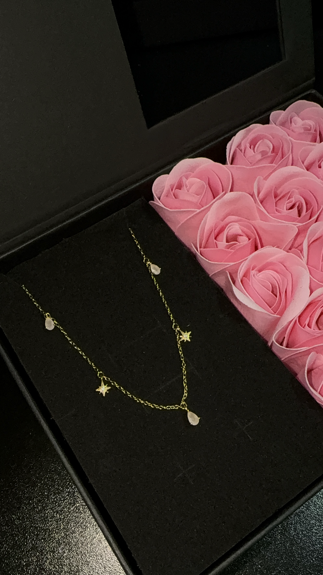 Elegante Halskette aus 925er Sterlingsilber mit 18 Karat Vergoldung für Frauen