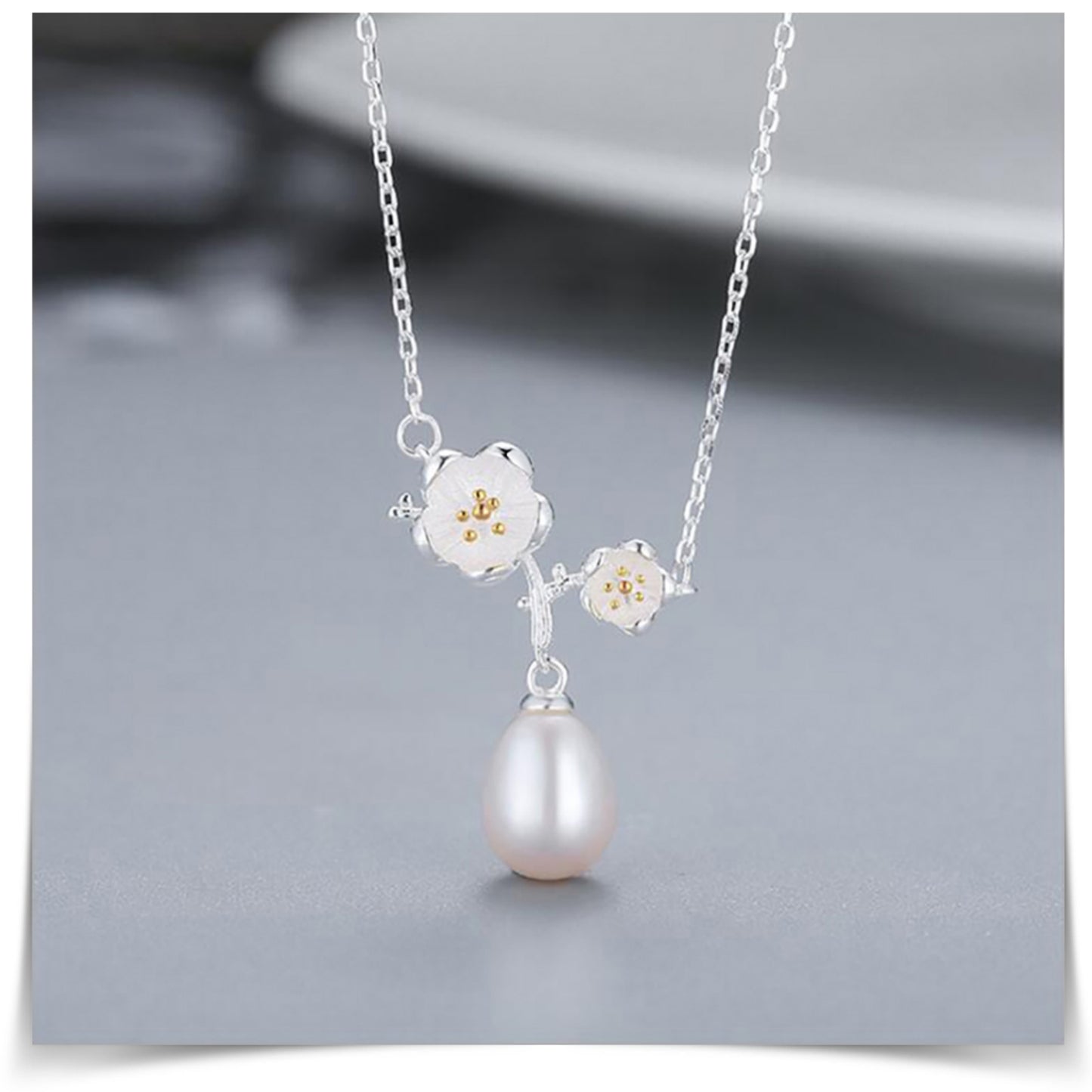 weißen Blüten mit elegante Süßwasserperle Halskette Geschenk für Frauen