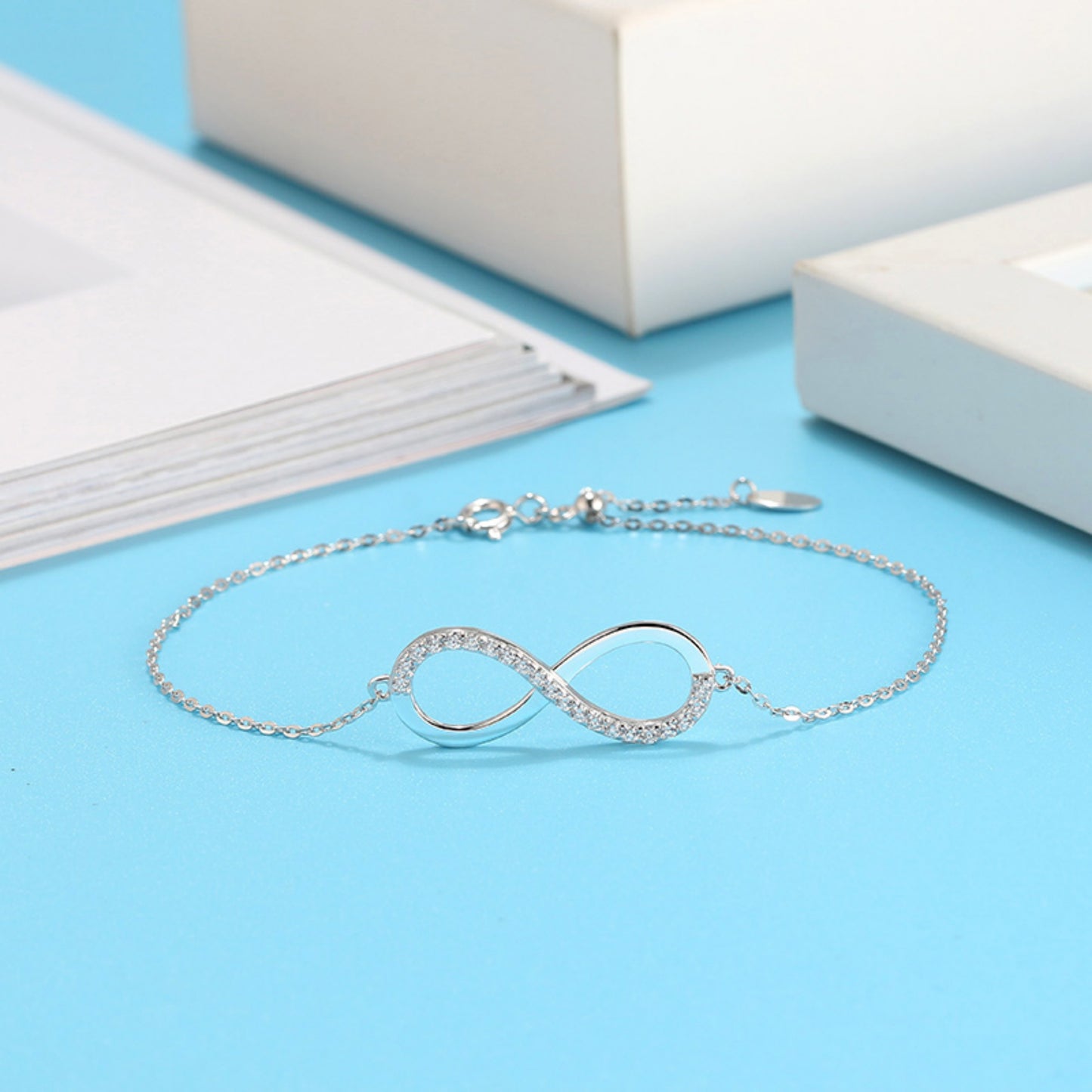 Elegantes Infinity Schmuckset aus 925 Sterling Silber mit Rhodium-Beschichtung