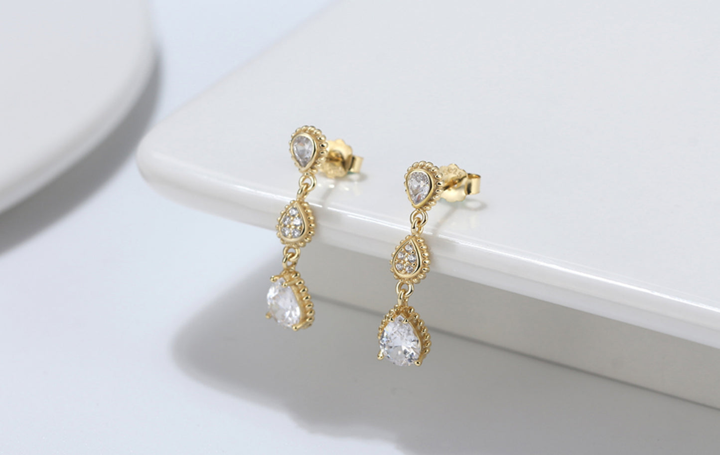 Luxuriöse Tropfen-Ohrringe in 925er Silber – Das perfekte Geschenk für besondere Anlässe