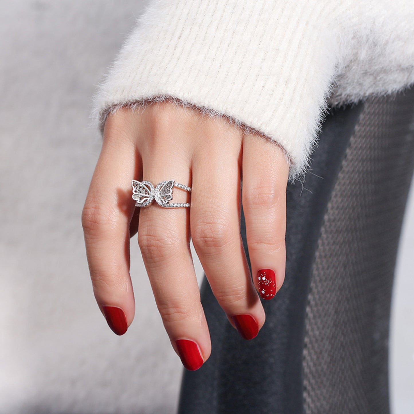 Schmetterlingsring aus 925er Sterlingsilber mit Zirkonia-Steinen