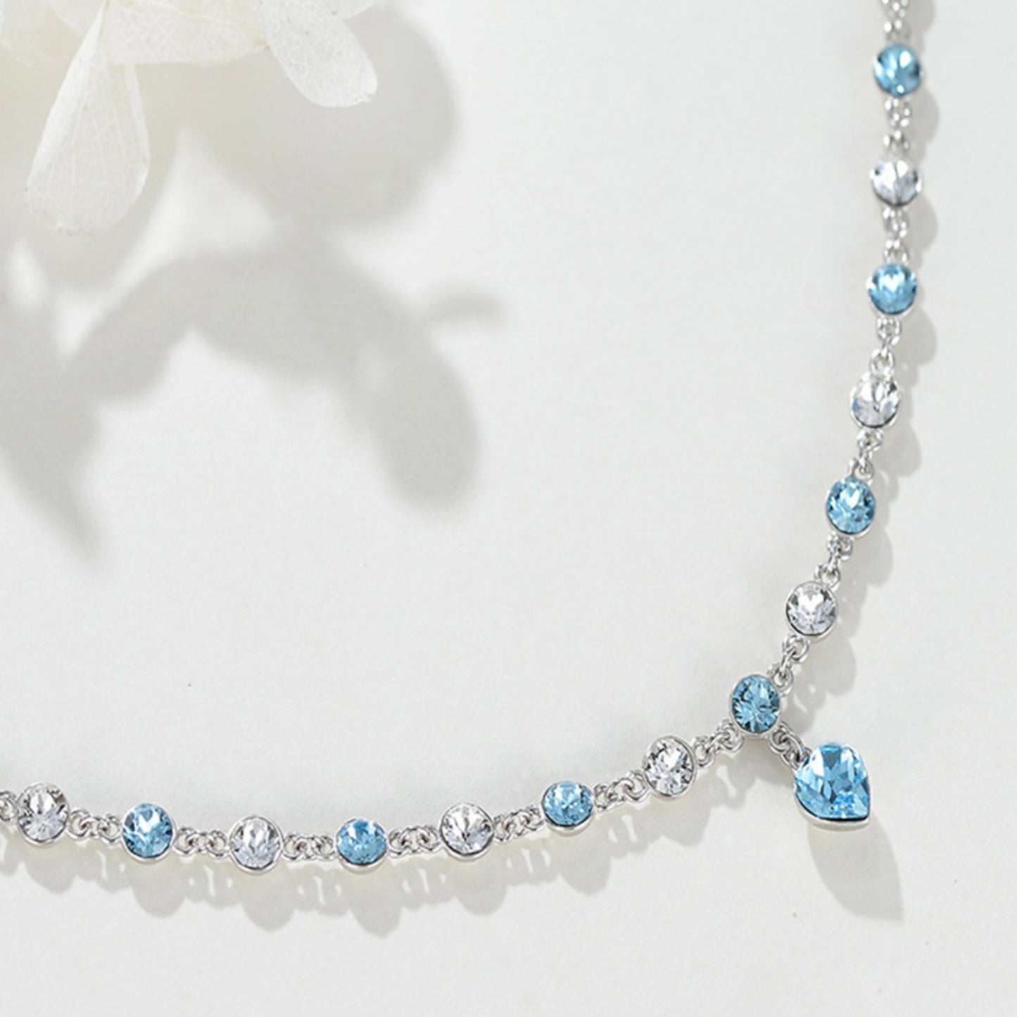 Elegantes 925er Sterling Silber Armband mit Herzanhänger und Swarovski-Kristallen