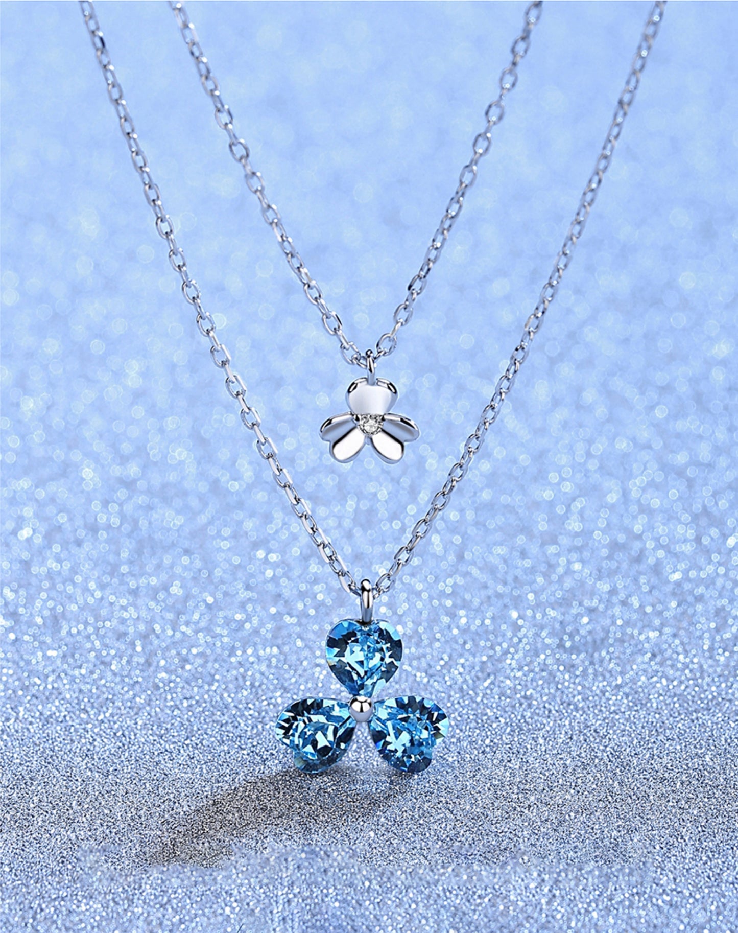 Zweifach Glück – Doppel-Kleeblatt-Halskette aus 925er Sterlingsilber mit Swarovski-Kristallen