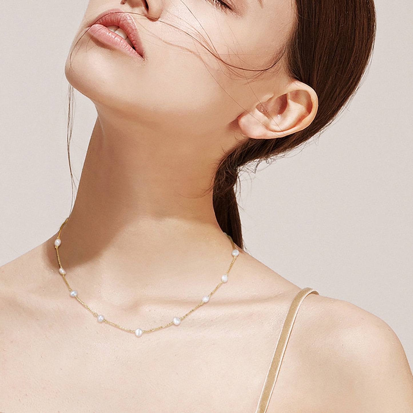 Luxuriöse 925 Sterling Silber Halskette mit runden Süßwasserperlen