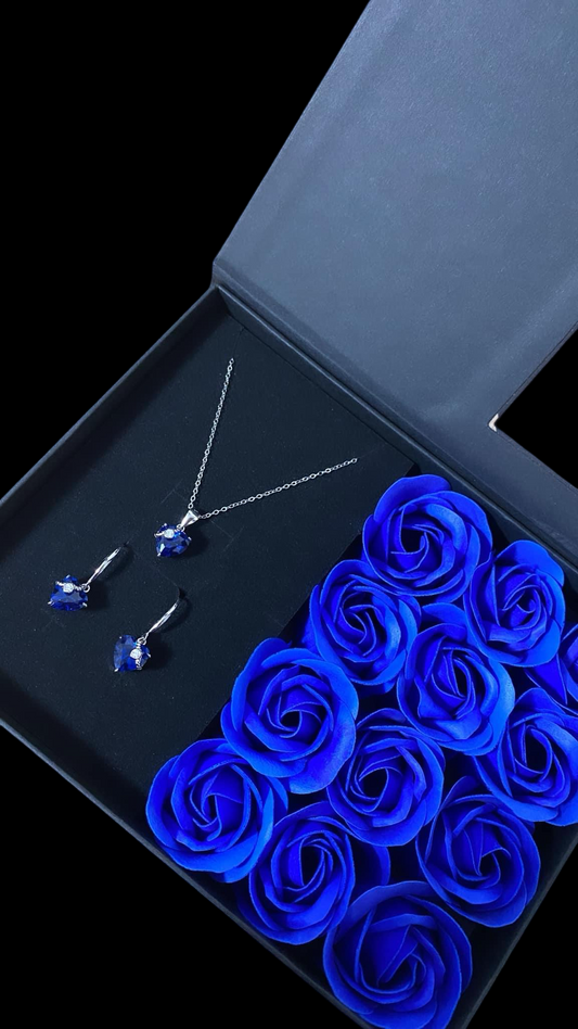 Das perfekte Geschenk für Weihnachten und besondere Tage – Herz-Halskette und Ohrringe aus 925er Silber für Frauen, Mamas, Freundinnen und Töchter