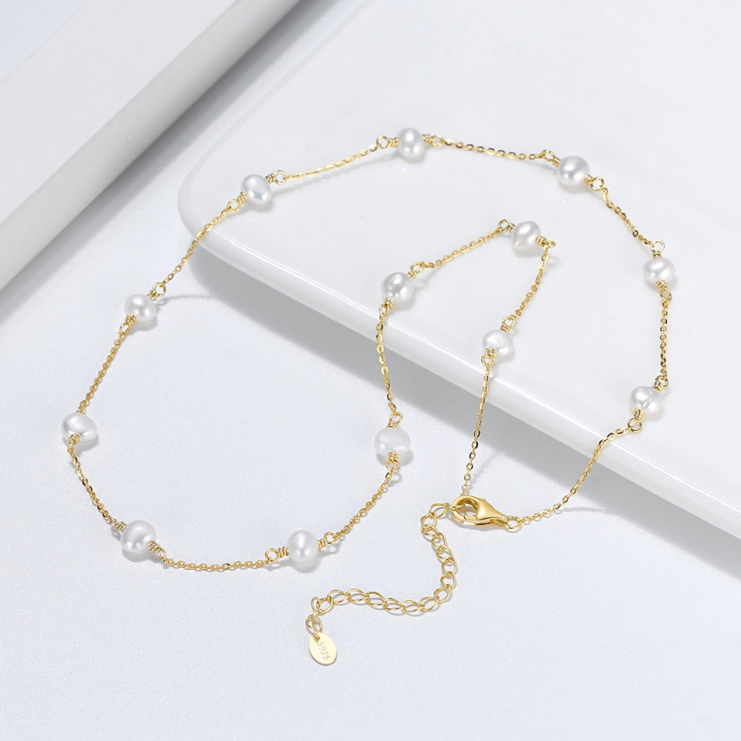 Luxuriöse 925 Sterling Silber Halskette mit runden Süßwasserperlen